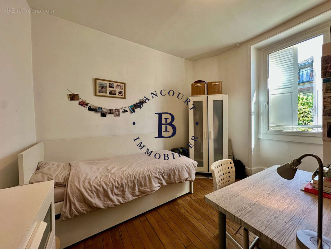 Maison 165 m² à Brive-La-Gaillarde  - photo 9