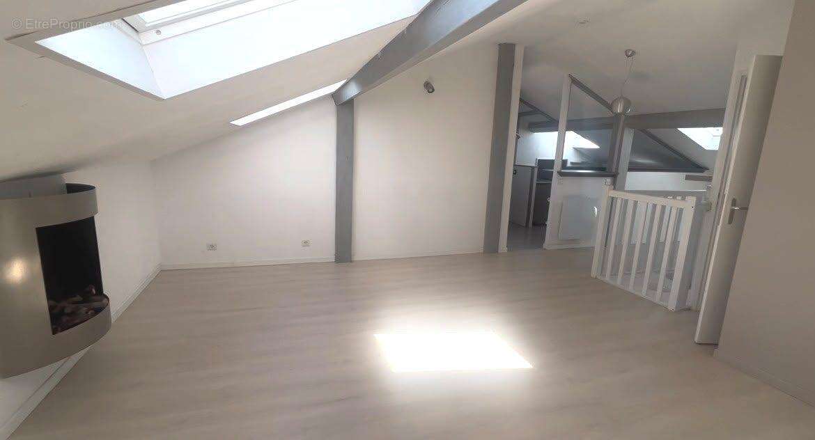 Appartement à JARVILLE-LA-MALGRANGE