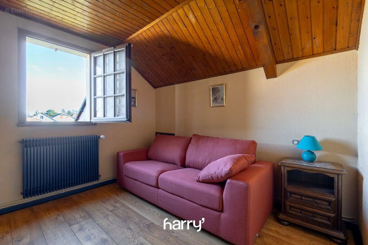 Maison 155 m² à Pontarlier  - photo 9