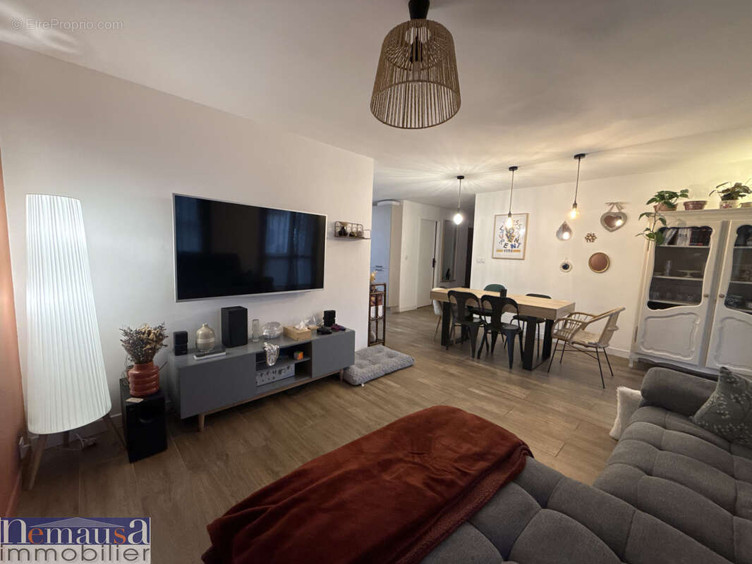 Appartement à NIMES
