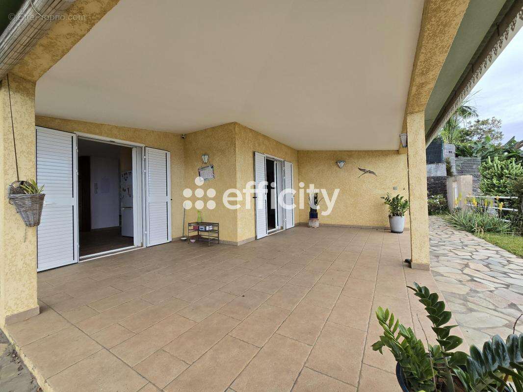 Maison à L&#039;ETANG-SALE