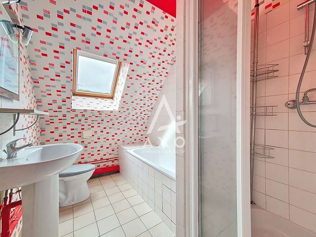 Maison à AMBLAINVILLE