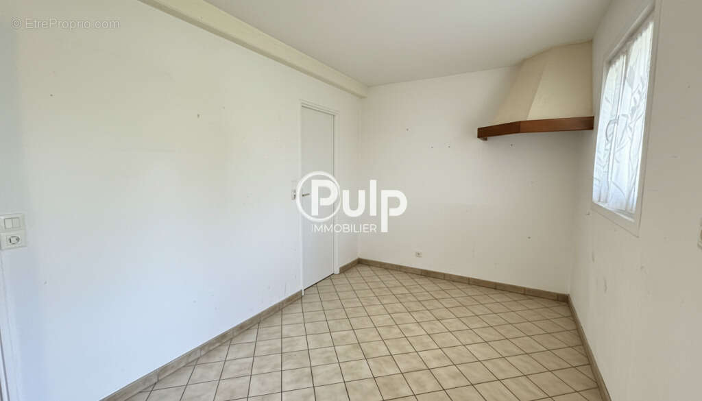 Maison à BRUAY-LA-BUISSIERE