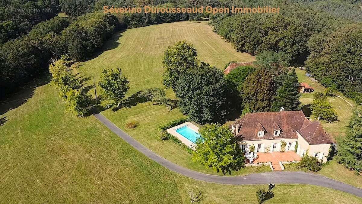 Appartement 186 m² à Journiac  - photo 11