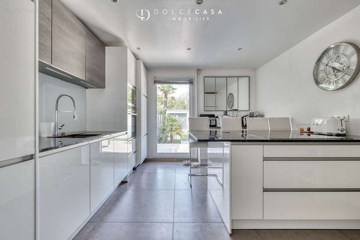 Maison à NEUILLY-PLAISANCE