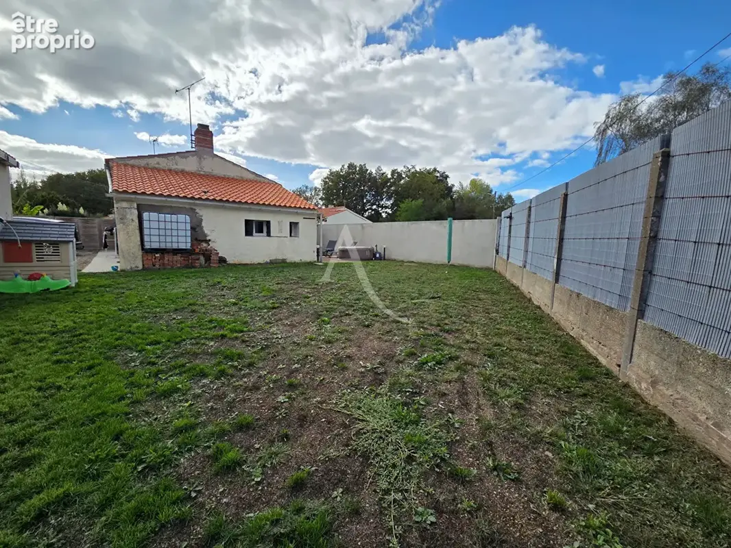 Maison  4 pièce(s) - Maison en pierre rénovée - photo 11