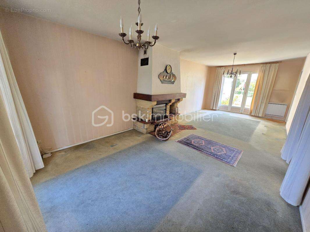 Maison à COULANGES-LES-NEVERS