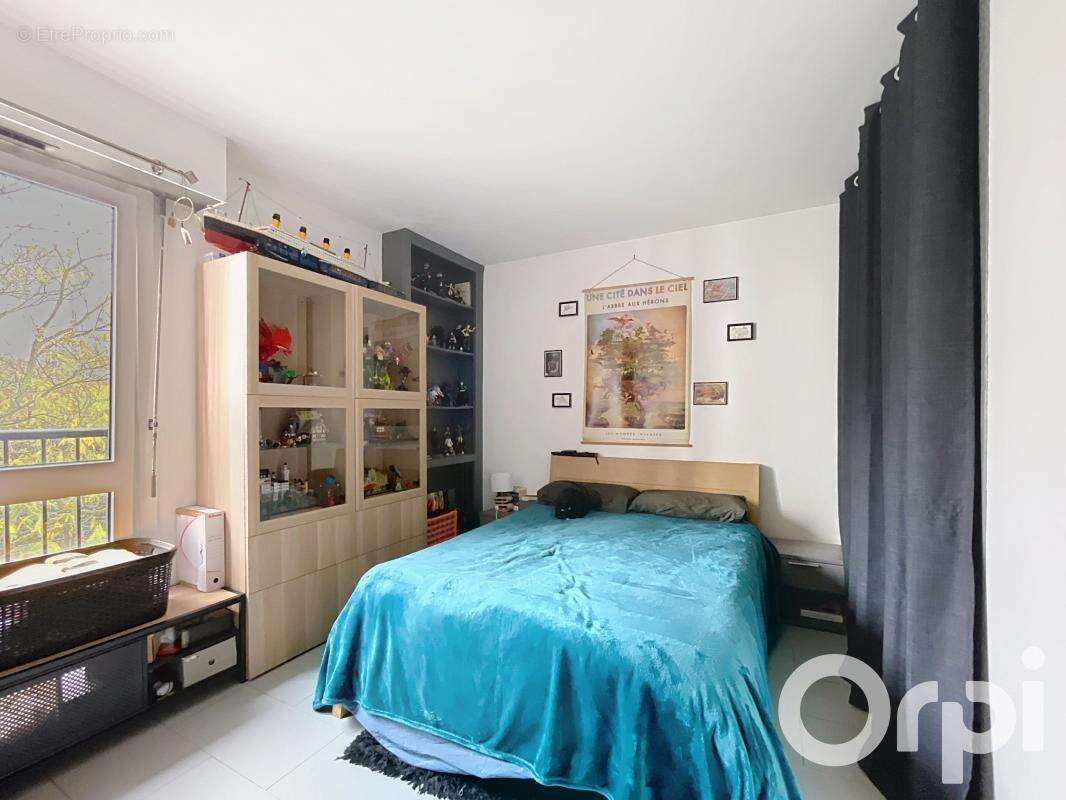 Appartement à LES ULIS