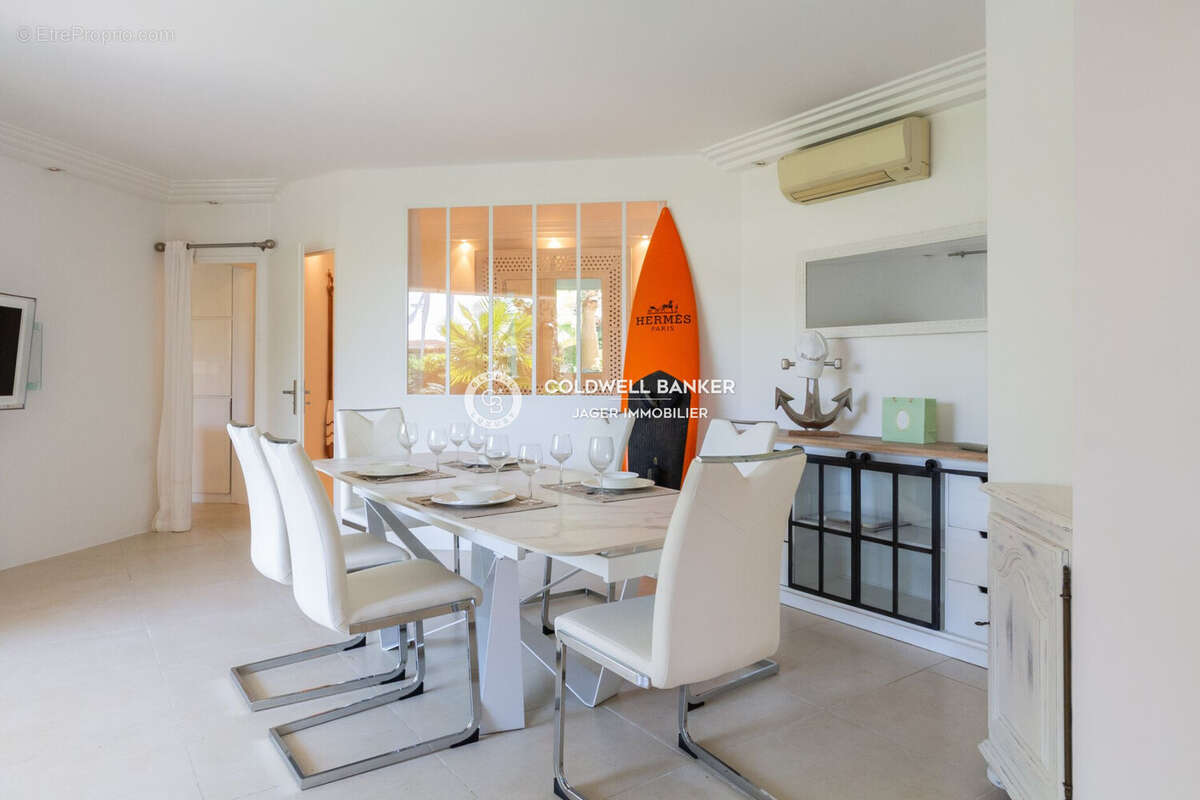 Appartement à COGOLIN