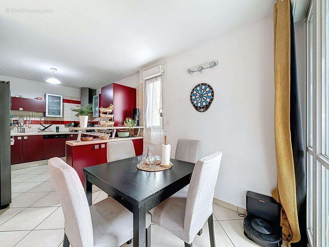 Appartement à MONTIGNY-LE-BRETONNEUX
