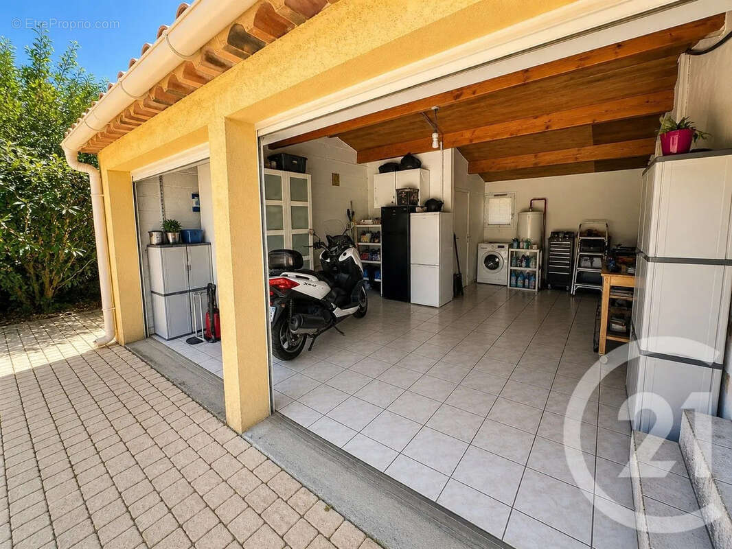 Maison à BORMES-LES-MIMOSAS