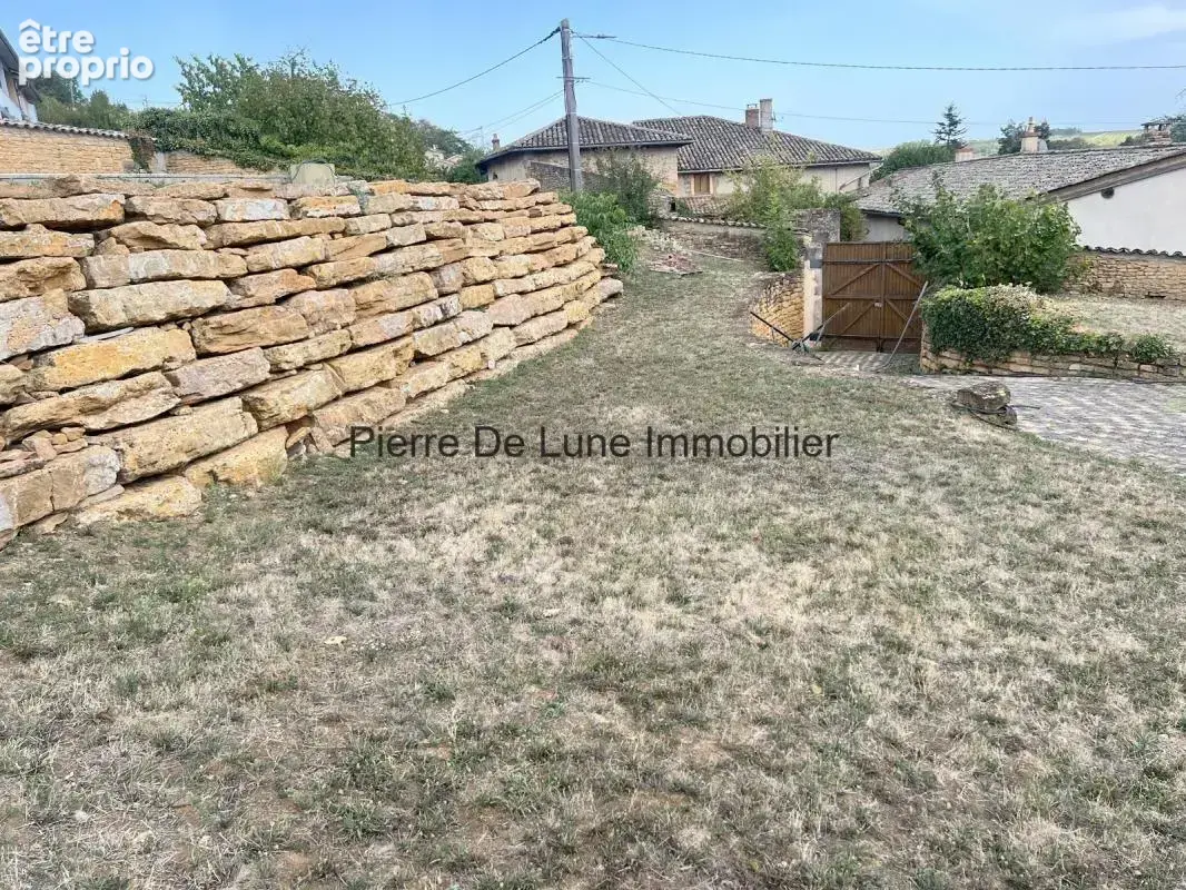 Terrain constructible de 550m², Pouilly-le-Monial - photo 7
