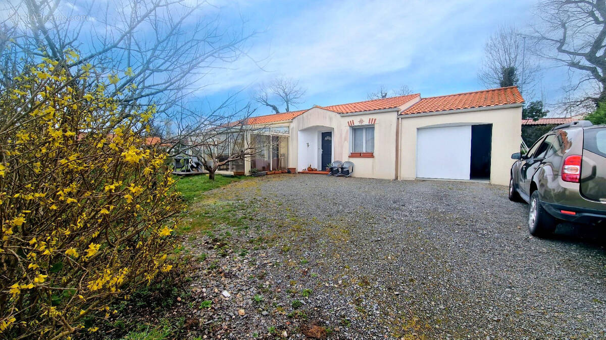 Maison à SAINT-GERVAIS