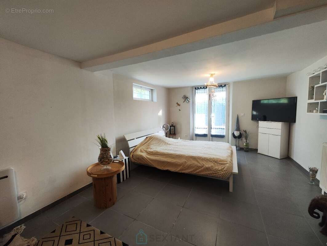 Maison 102 m² à Lisieux  - photo 17