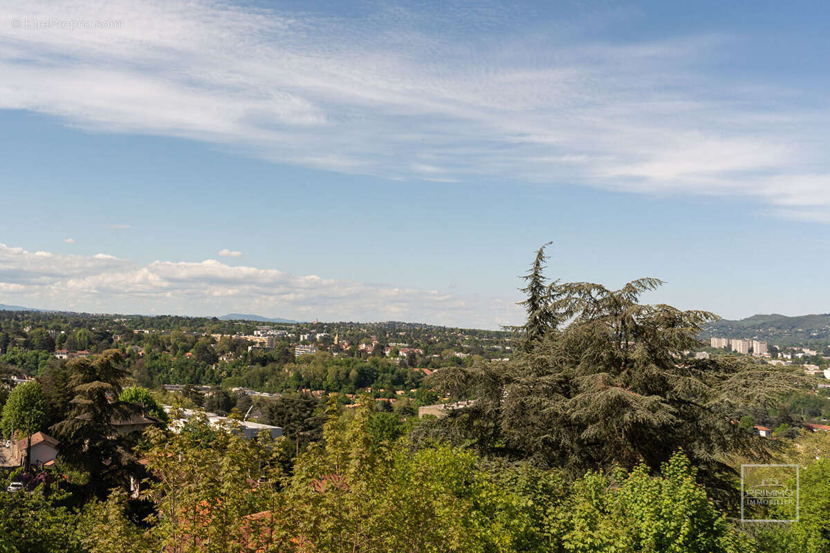Appartement à LYON-5E