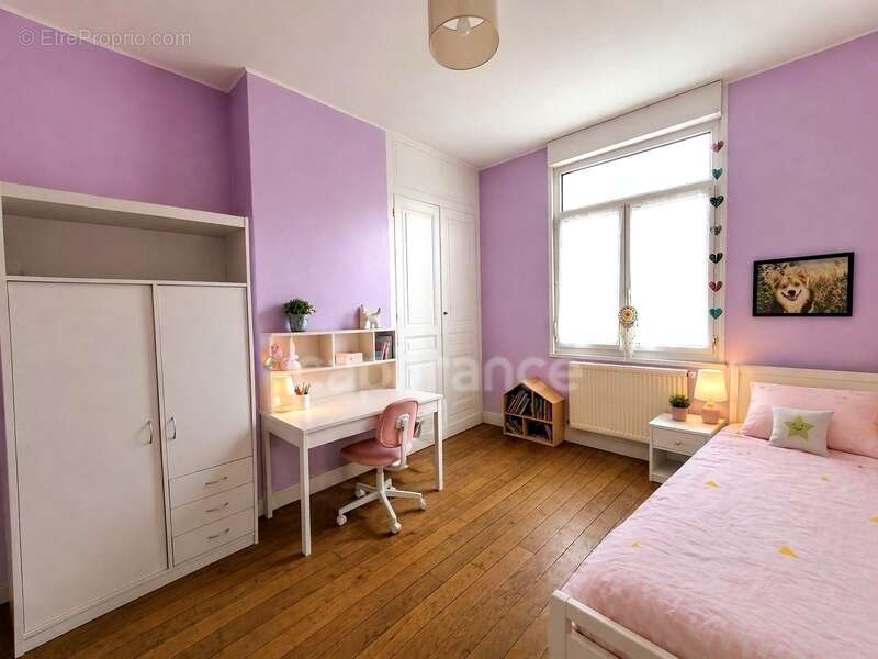 Albert – Élégante maison bourgeoise de 230 m² avec garage, cave et extérieur sans vis-à-vis - photo 16