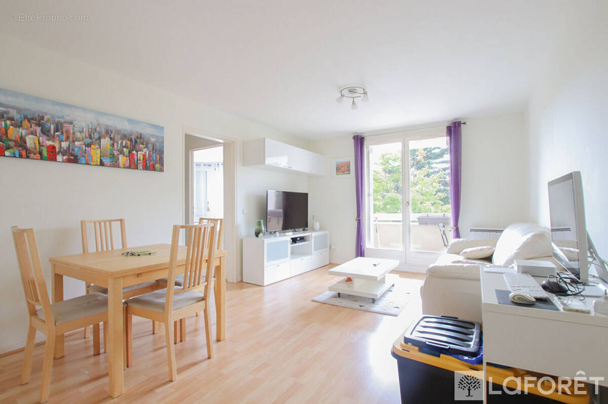 Appartement à GIF-SUR-YVETTE