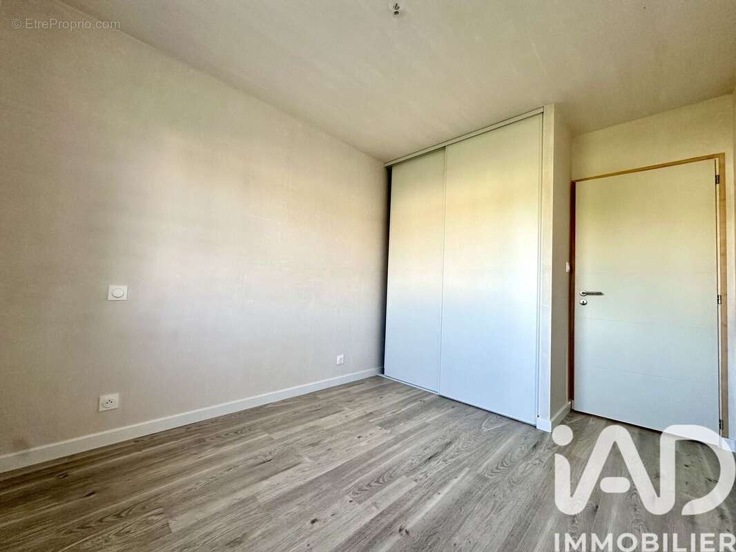 Maison 78 m² à La Copechagniere  - photo 8