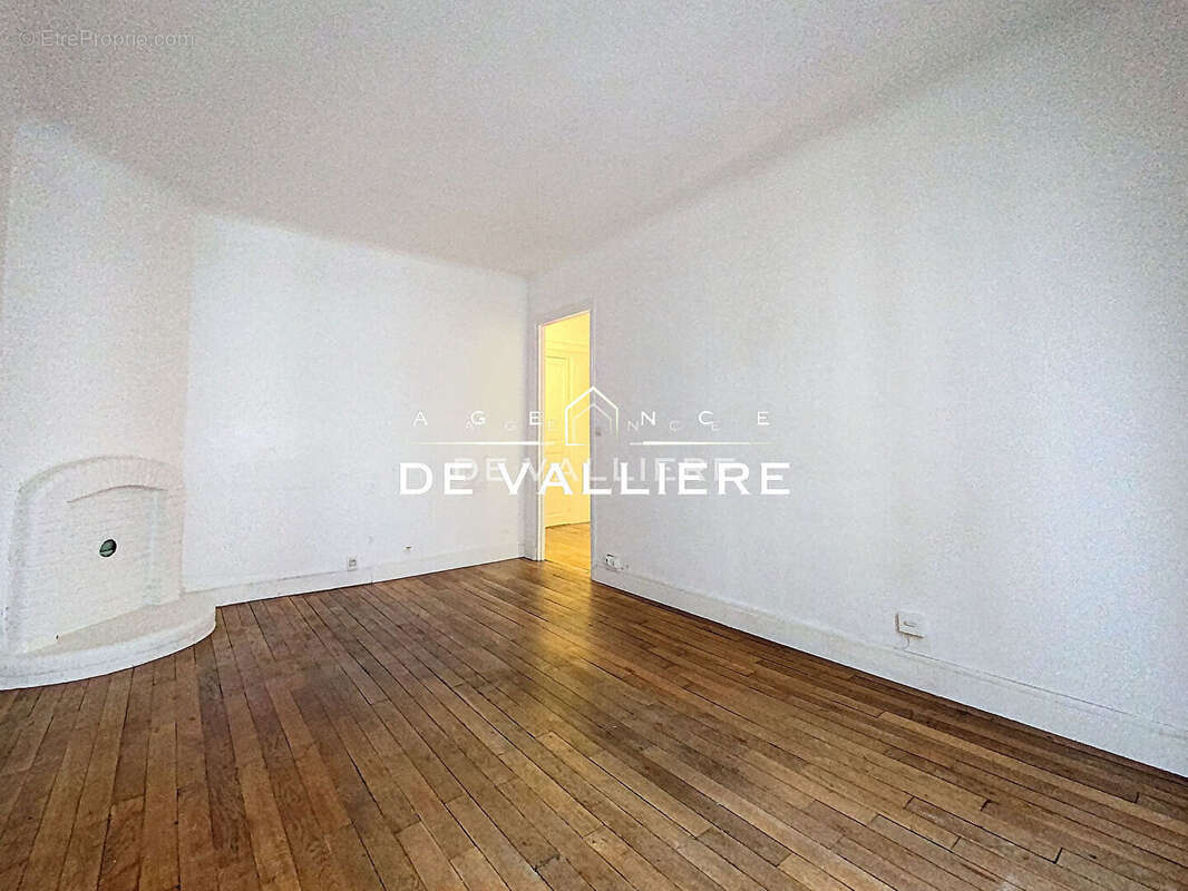 Appartement à SURESNES