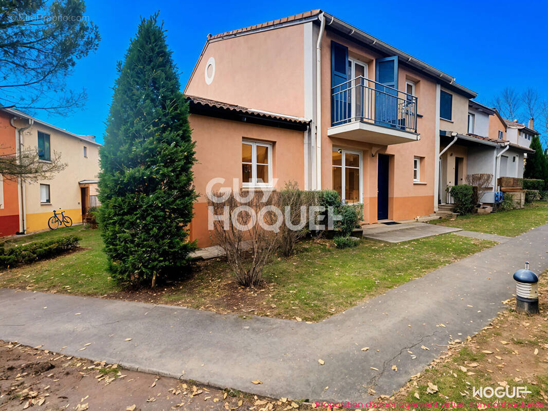 Maison à SAINT-GENIS-LES-OLLIERES