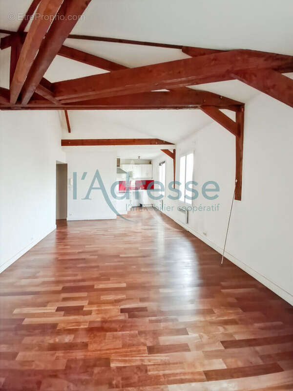 Appartement à SURESNES