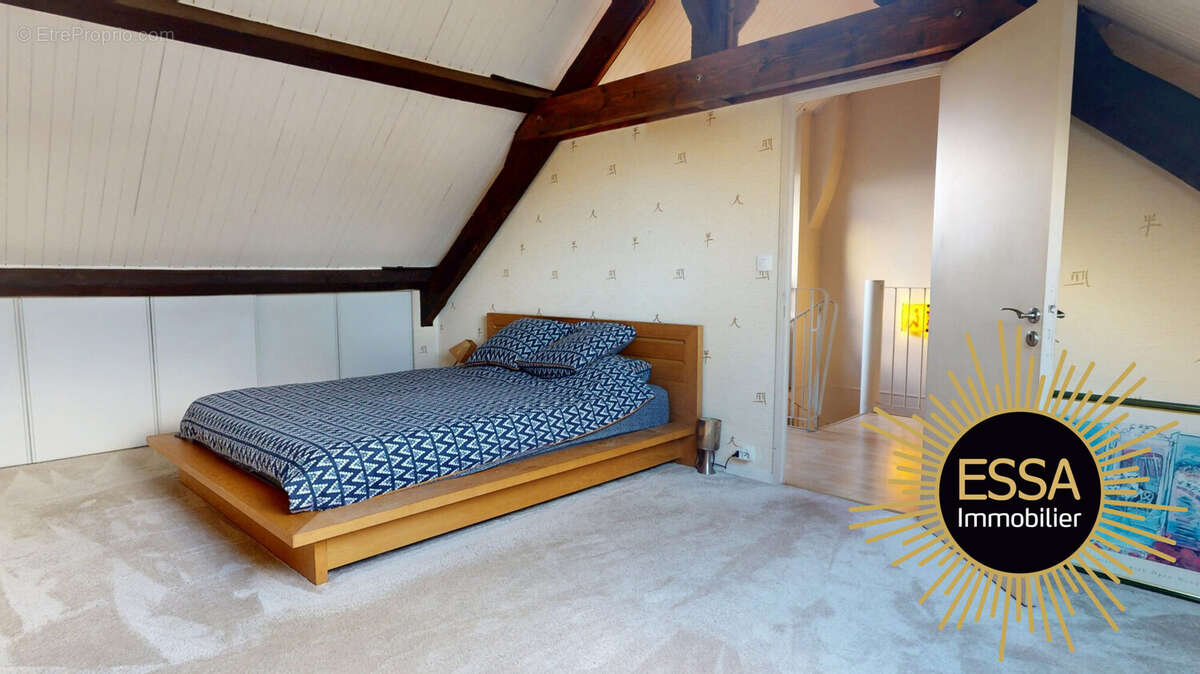 Maison à FEUCHEROLLES