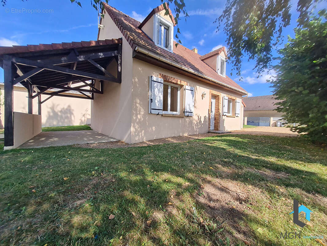 Maison à NOGENT-SUR-EURE