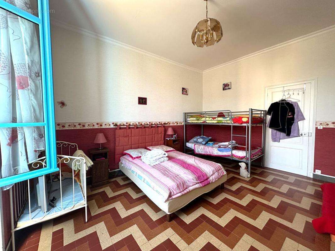 Charmante maison des années 50 situé à Veuil - photo 10