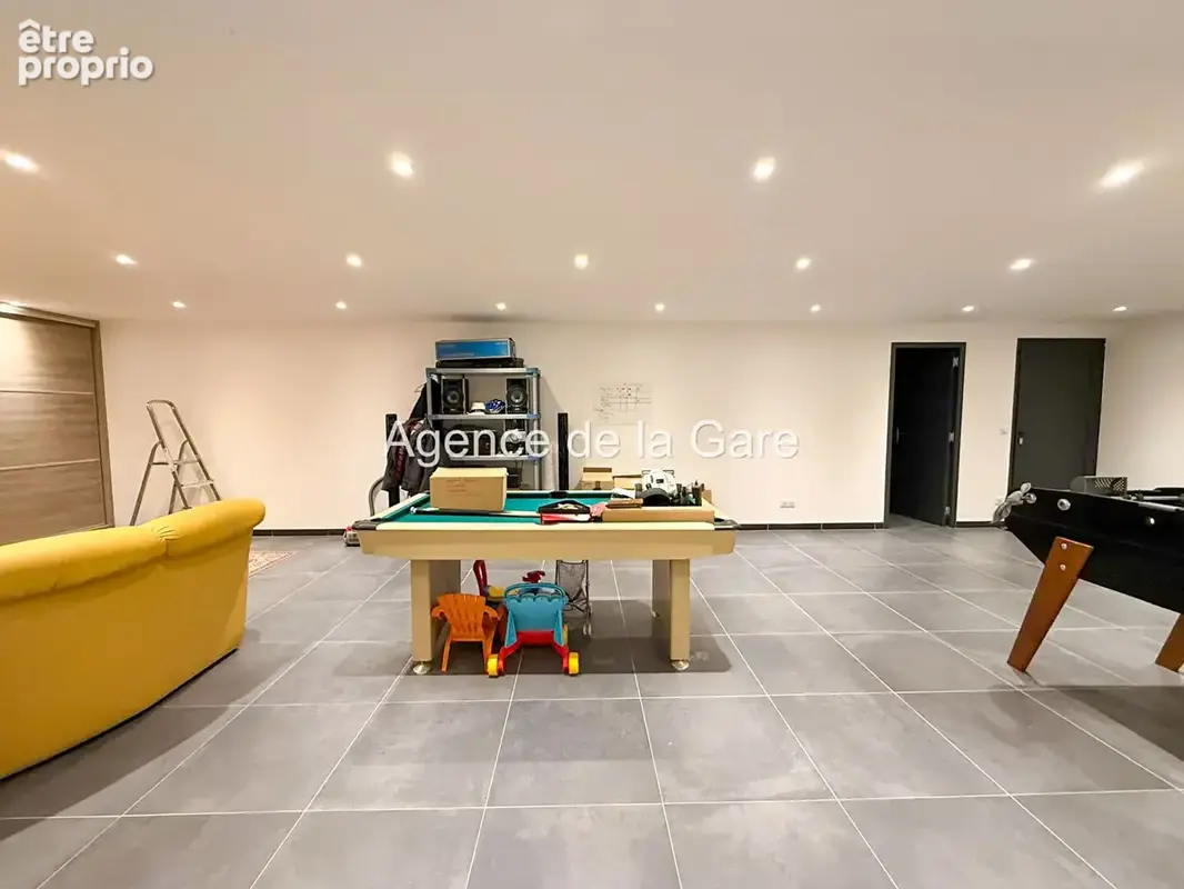 Carrières-sur-seine - belle maison familiale de 168 m² - 7 pièces - double garage - photo 18