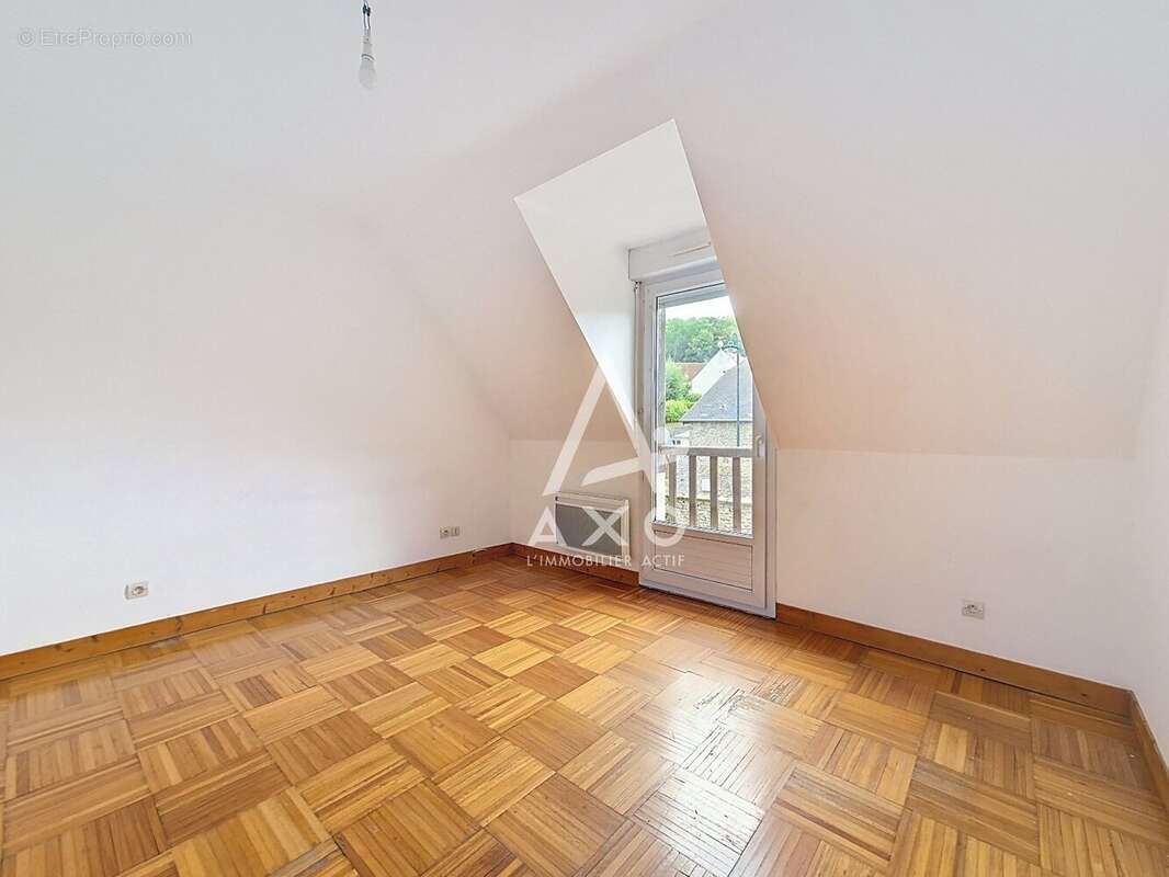 Maison à AMBLAINVILLE