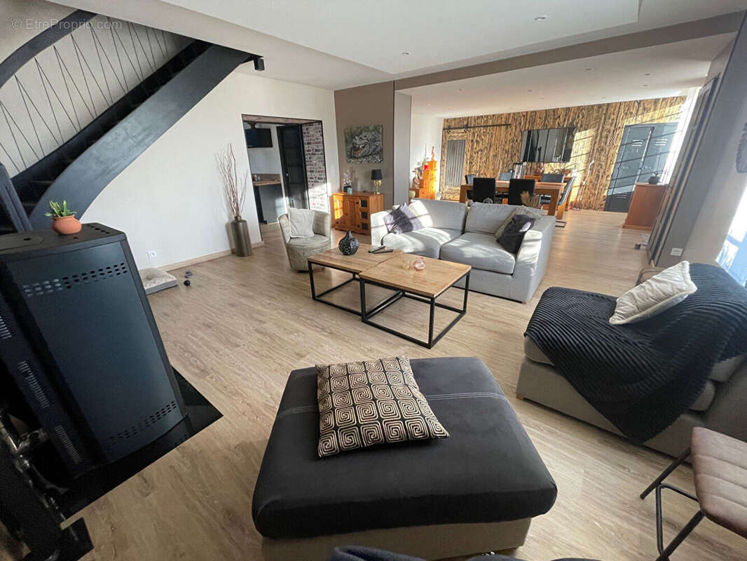 Maison à SAINT-ANDRE-DE-LA-MARCHE