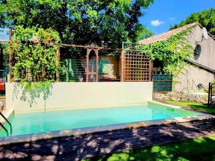 Maison à MEJANNES-LE-CLAP