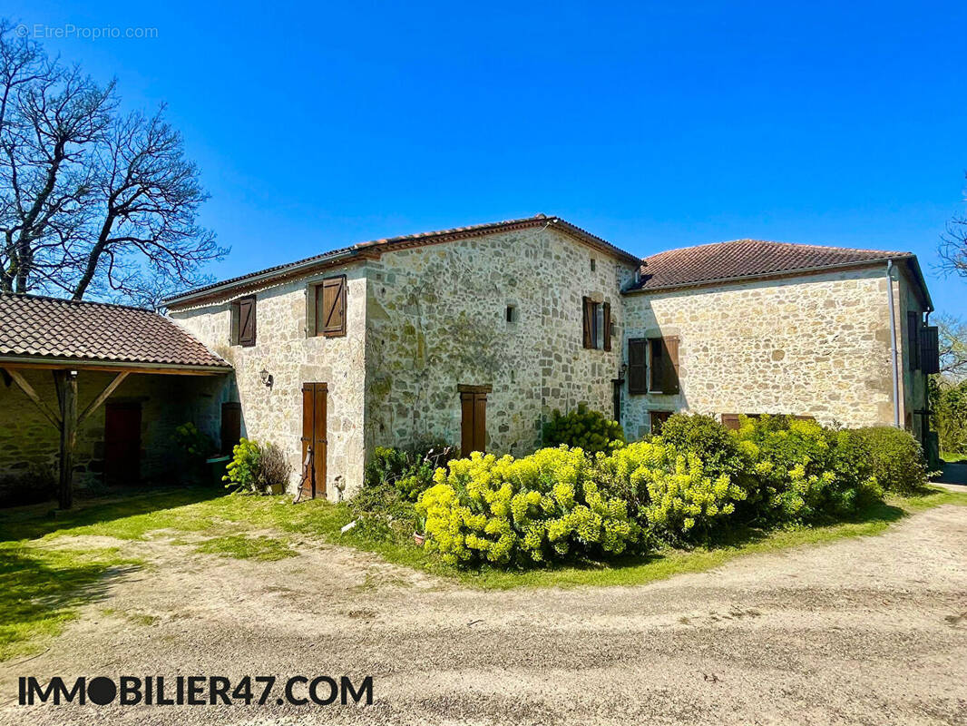Maison à CLERMONT-DESSOUS