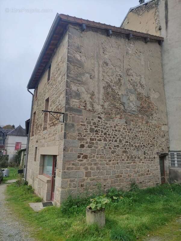 Maison à AUBUSSON
