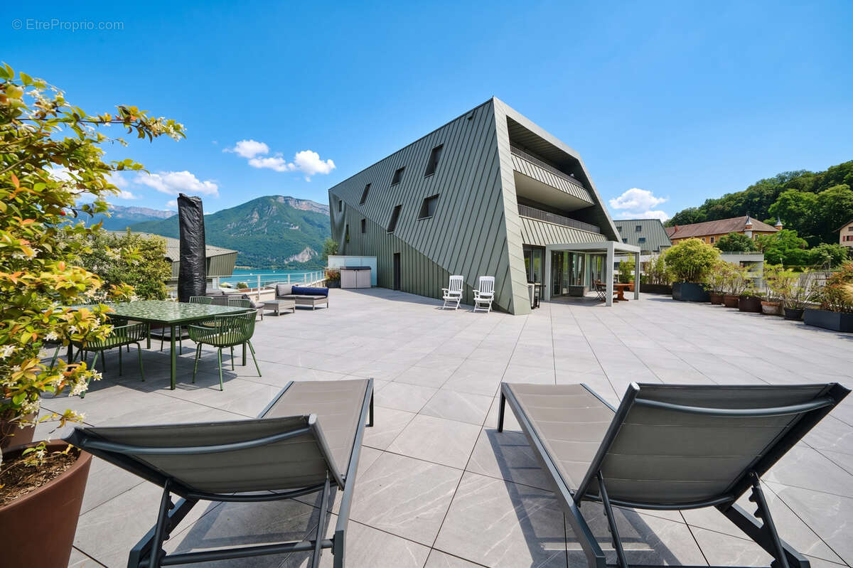Appartement contemporain avec terrasse panoramique de 270 m2 - photo 6