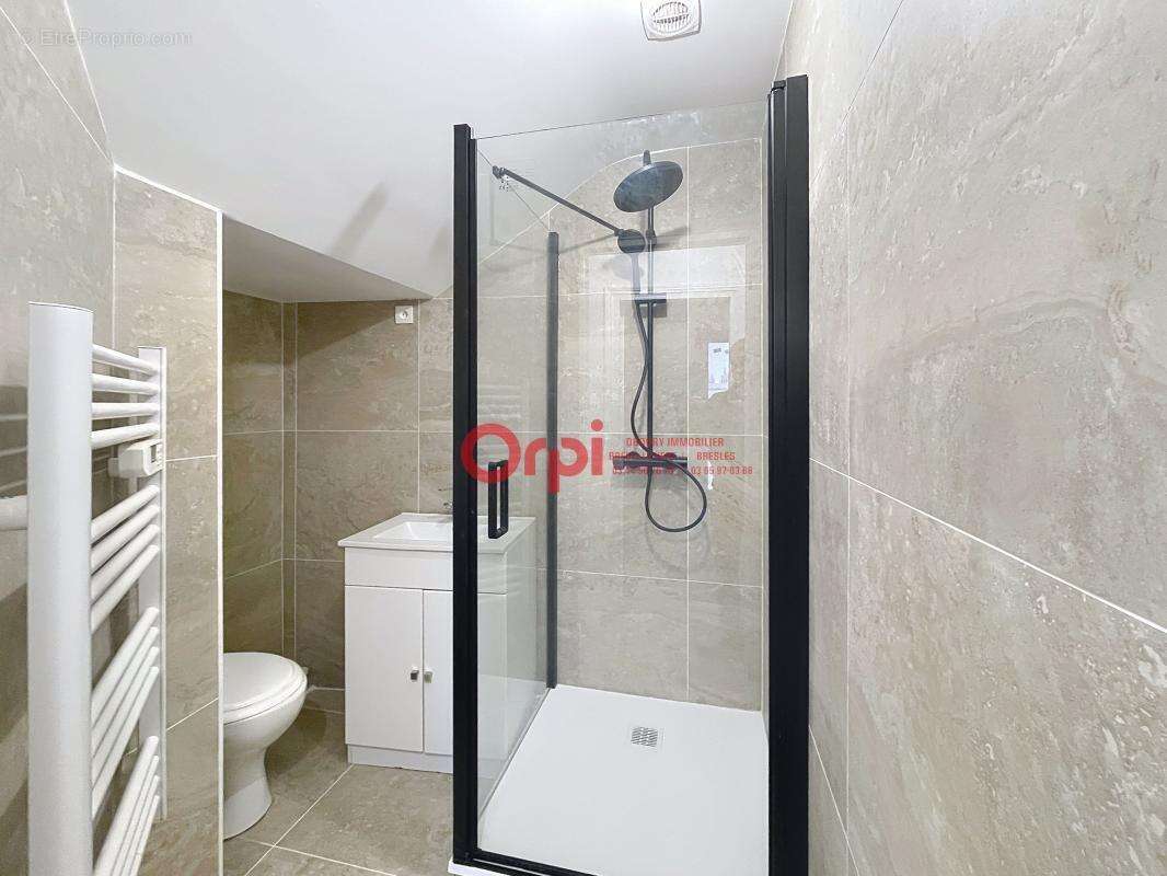 Appartement à VERNEUIL-EN-HALATTE