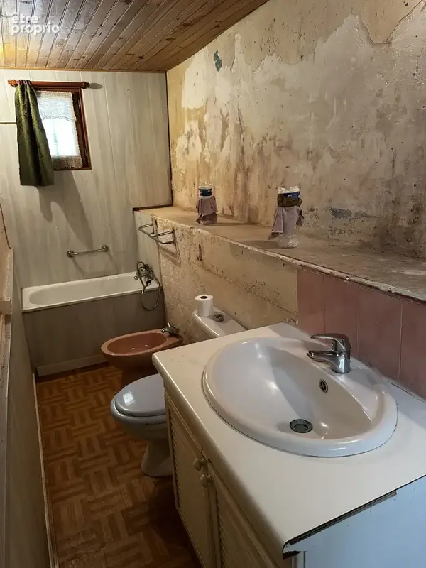 Maison de ville à rénover - photo 6