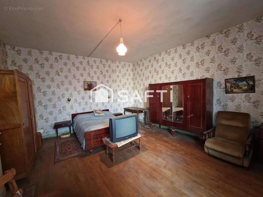 Photo 8 - Maison à SAINT-BONNET-SUR-GIRONDE