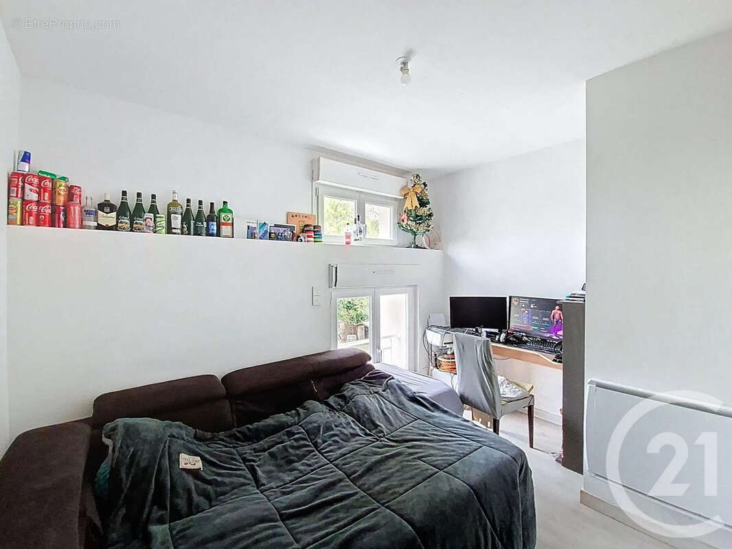 Maison à SAINT-PIERRE-DE-CHANDIEU