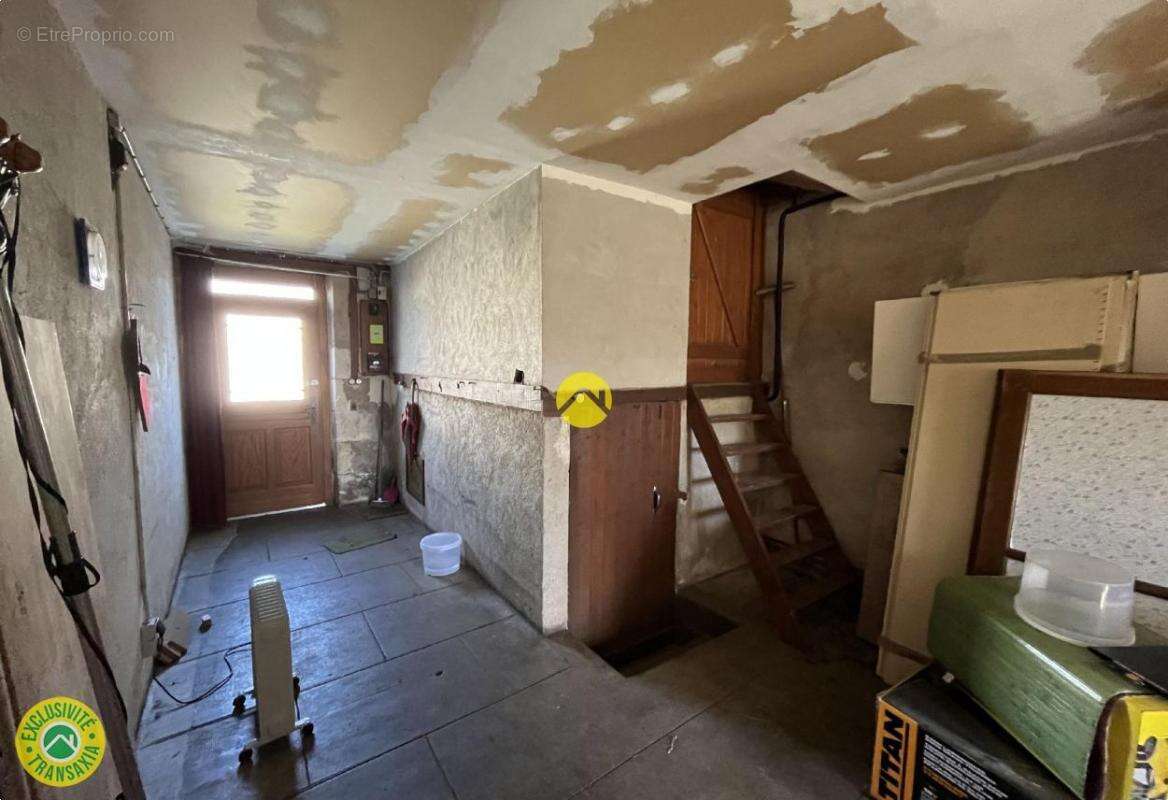 Maison à MAREUIL-SUR-ARNON