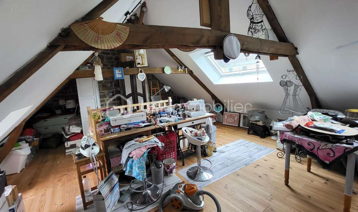 Maison à LE MESNIL-GILBERT