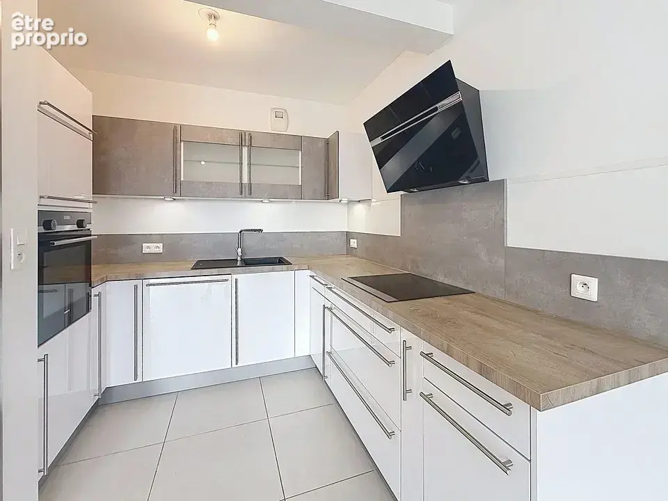 THIONVILLE - Appartement F3 terrasse - grand garage & parking extérieur privé -- 279 000,- € - photo 3