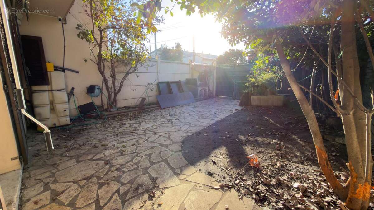 Maison à NEUILLY-PLAISANCE