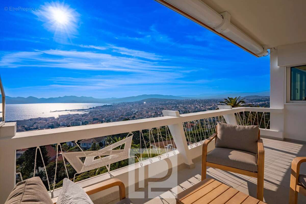 Appartement à CANNES