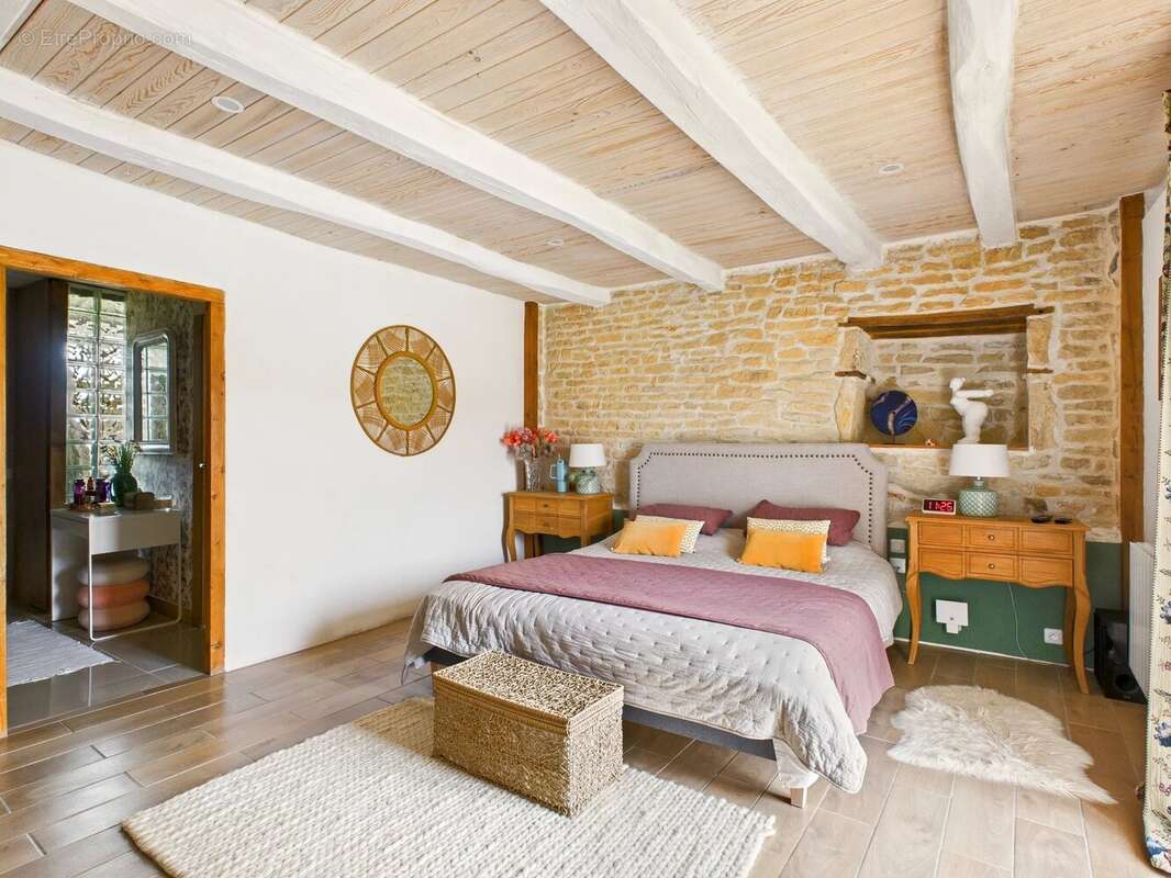 Maison à PAIZAY-LE-CHAPT