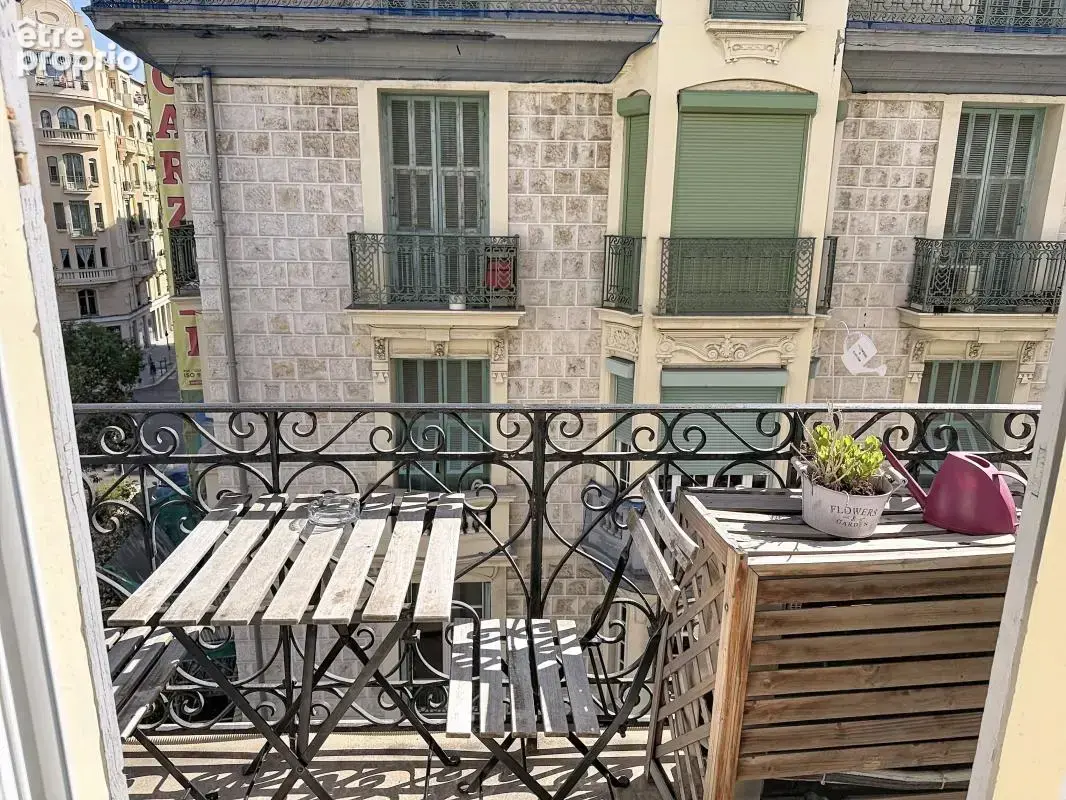 Nice centre – rue dante – 2 pièces rénové avec balcon à 200 m de la promenade des anglais - photo 15