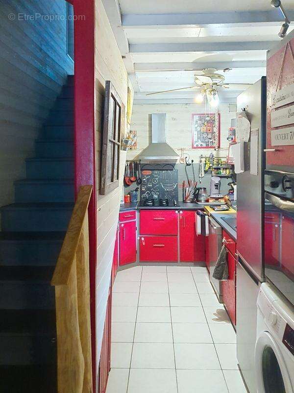 Maison à CHAVAGNES-LES-REDOUX