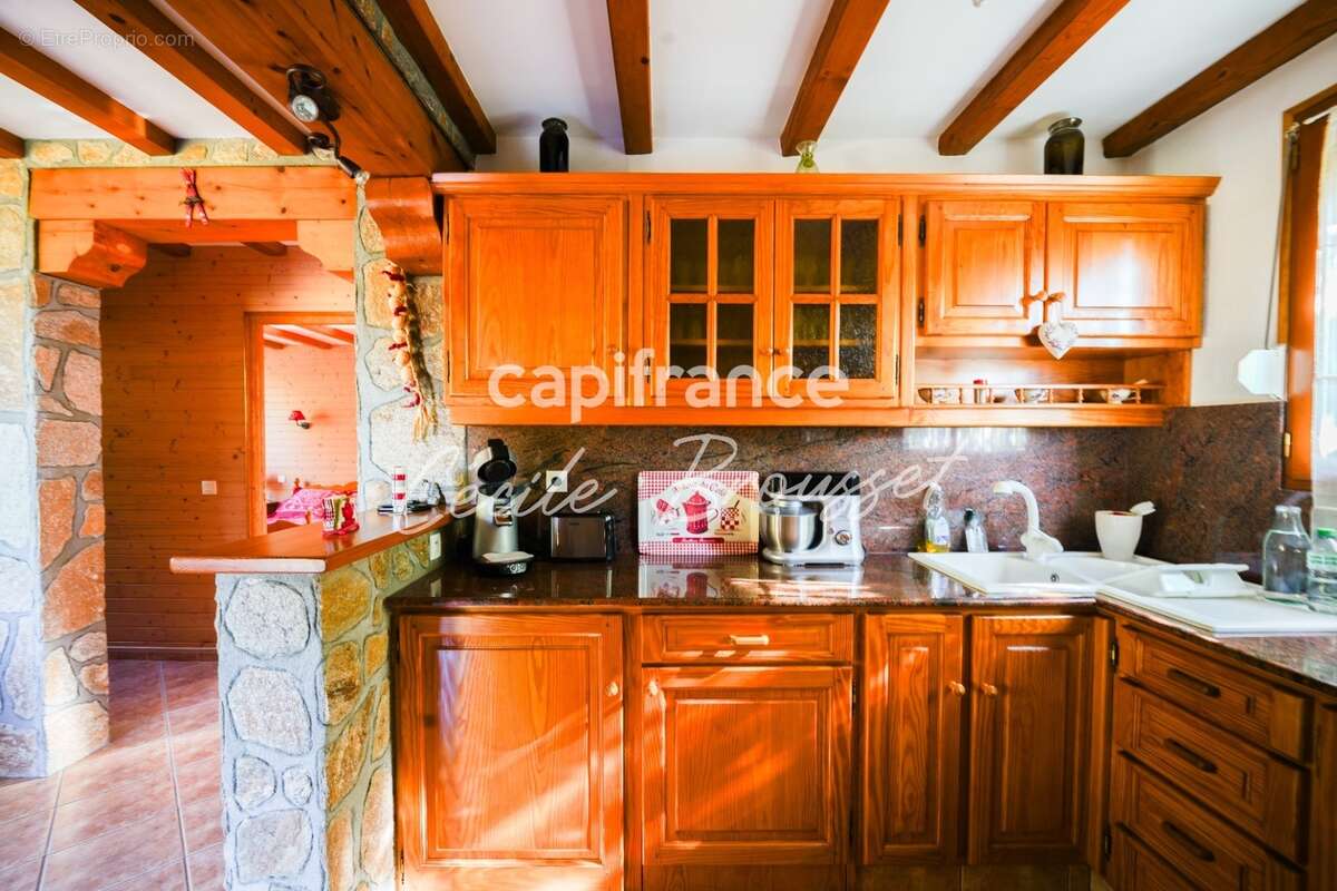 Maison d'exception 4 faces avec jardin arboré, source naturelle et vue panoramique sur les Pyrénées – Bolquère (66210) - photo 14