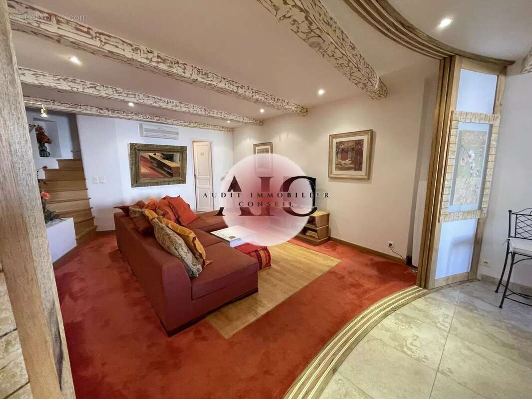 Appartement à FAYENCE