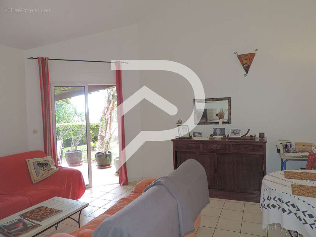 Maison à PETITE-ILE